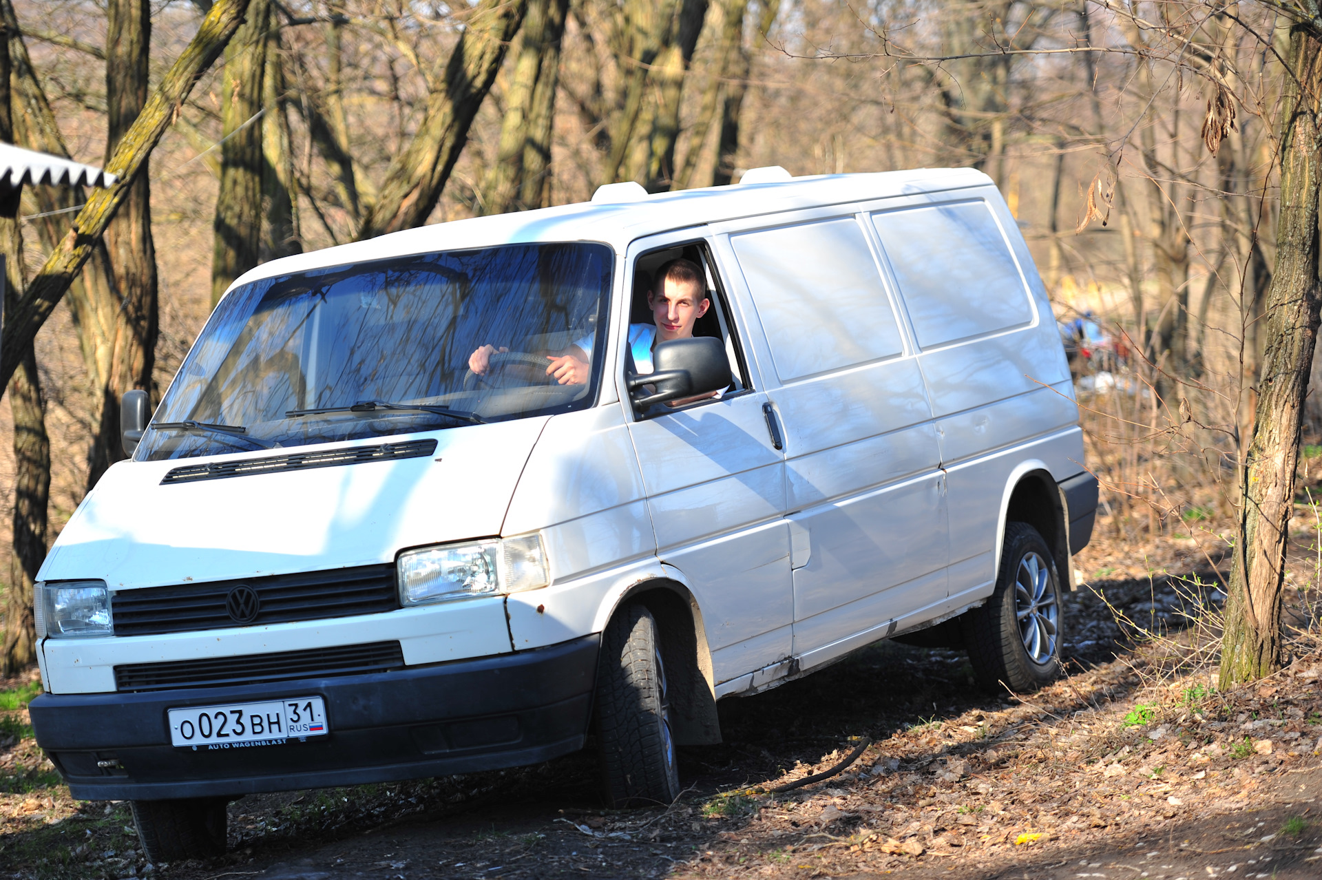 Бус57. Volkswagen t4 катаный. Бусов. Volkswagen Transporter 2.4 МТ 1995 бортовой. Бус 4×4.