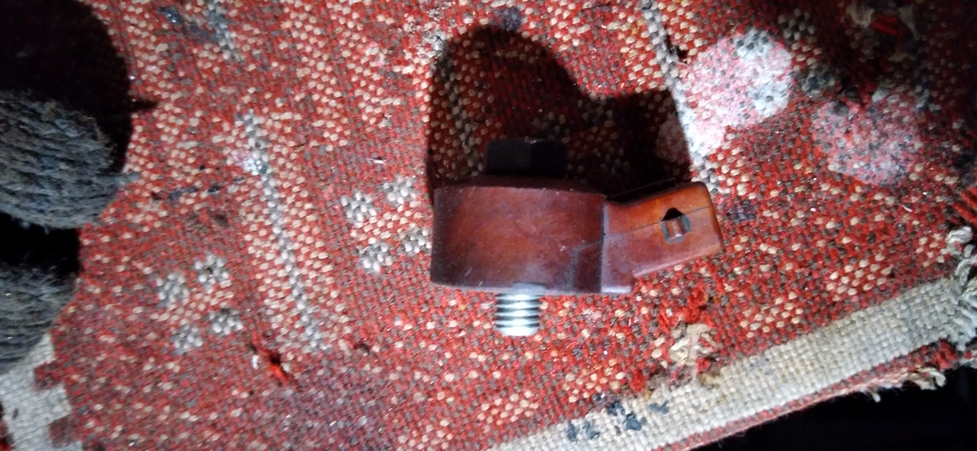 Датчик детонации на шпильку! — Lada Приора седан, 1,6 л, 2011 года ...