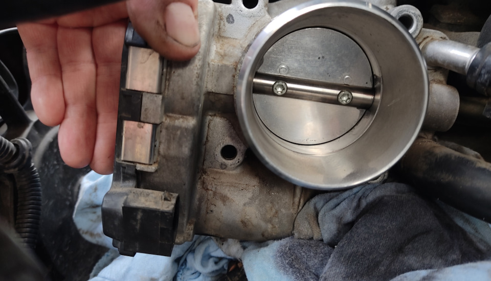 Чистка дроссельной заслонки — KIA Ceed (1G), 1,6 л, 2011 года ...