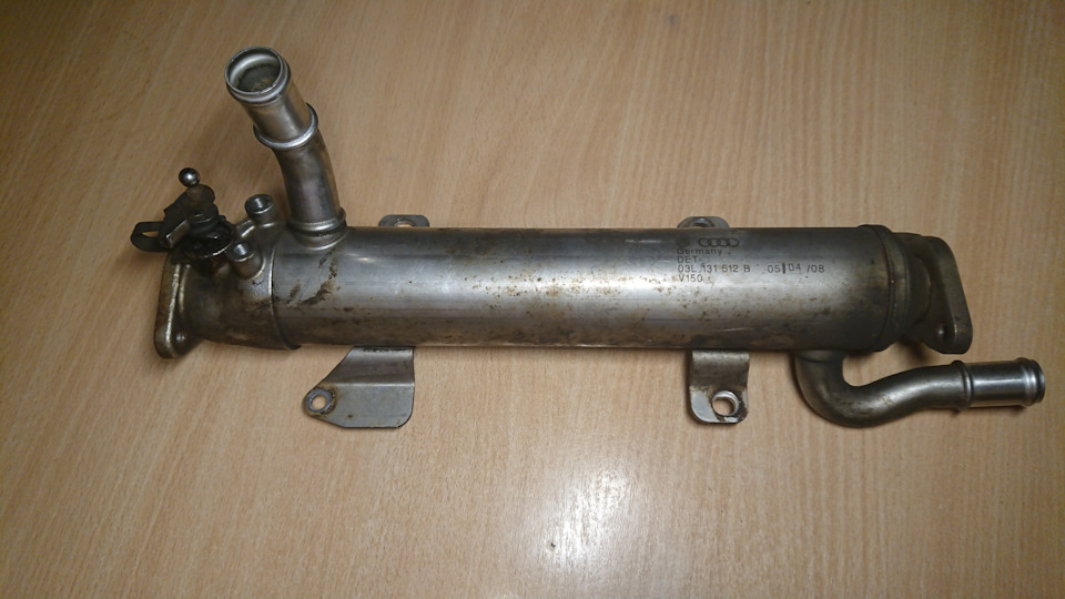 Пузыри в расширительном бачке и пропажа антифриза — Volkswagen Passat ...