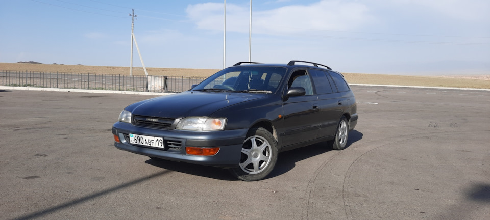 Toyota Caldina 1996