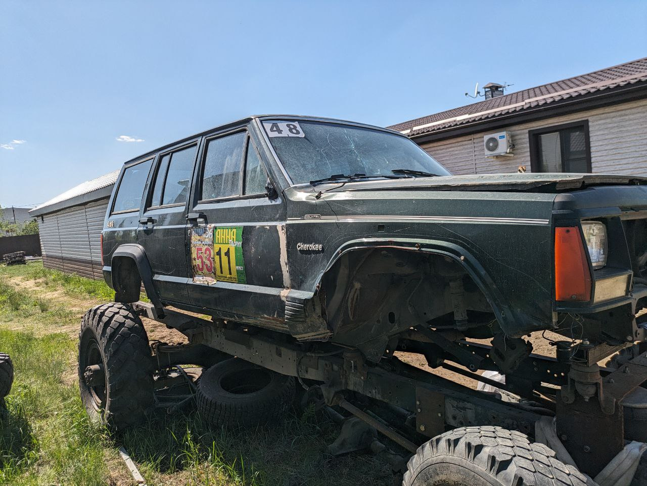 2. Машина в разбор)) — Jeep Cherokee (XJ), 2,5 л, 1990 года | продажа машины  | DRIVE2