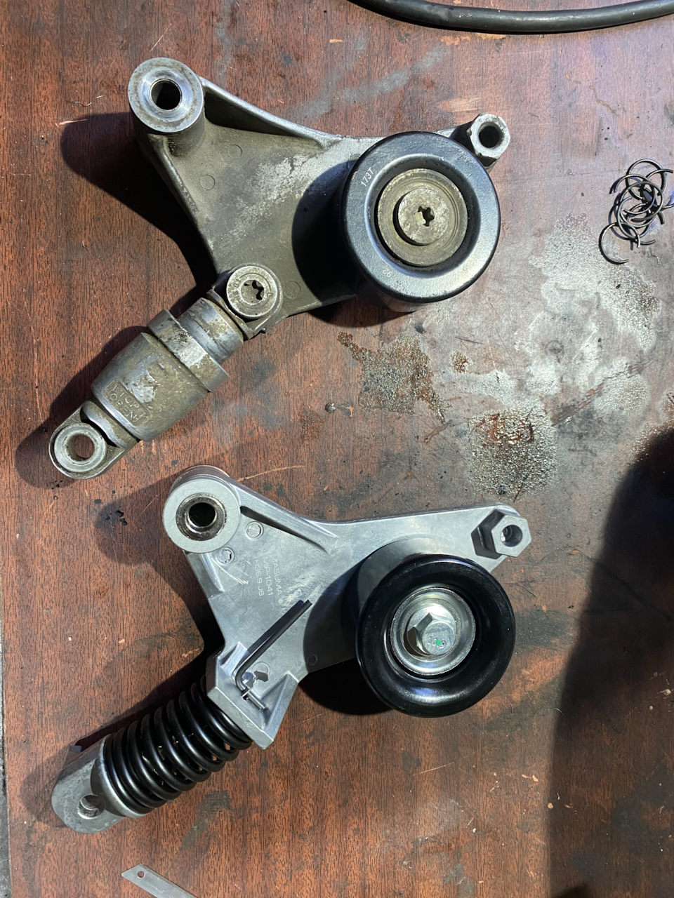 Сверху старый Снизу новый — Toyota Camry (XV40)