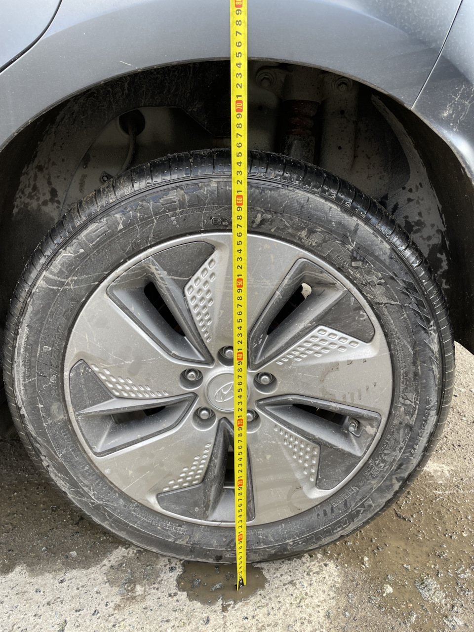 Krok 17: Krok montażowy — patrz zdjęcie. — Hyundai Kona Electric