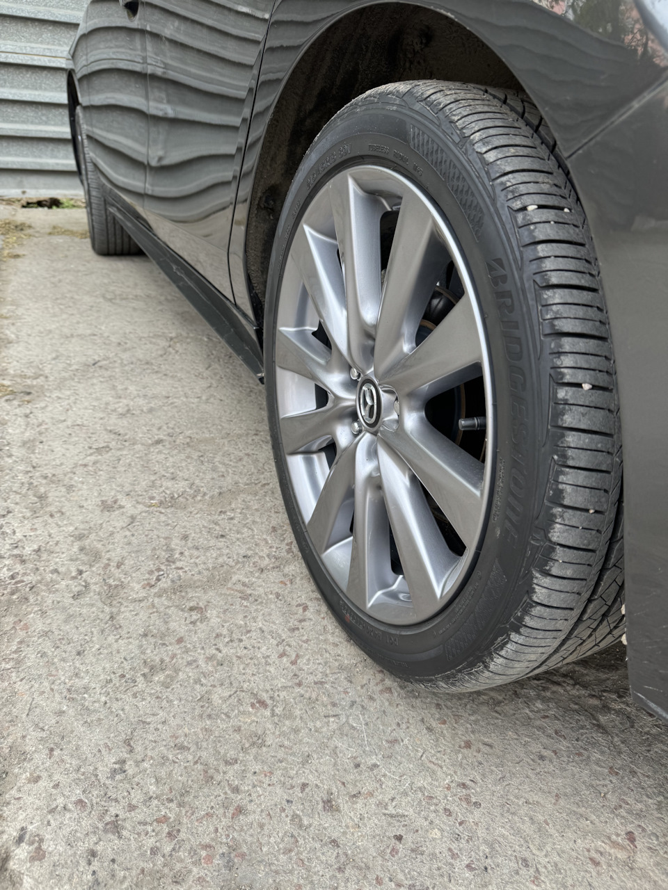 Bridgestone Turanza 215/45 r18 — Mazda 3 (4G) BP