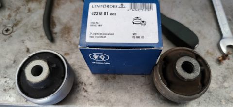 5Q0407183F Сайлентблок VAG | Запчасти на DRIVE2