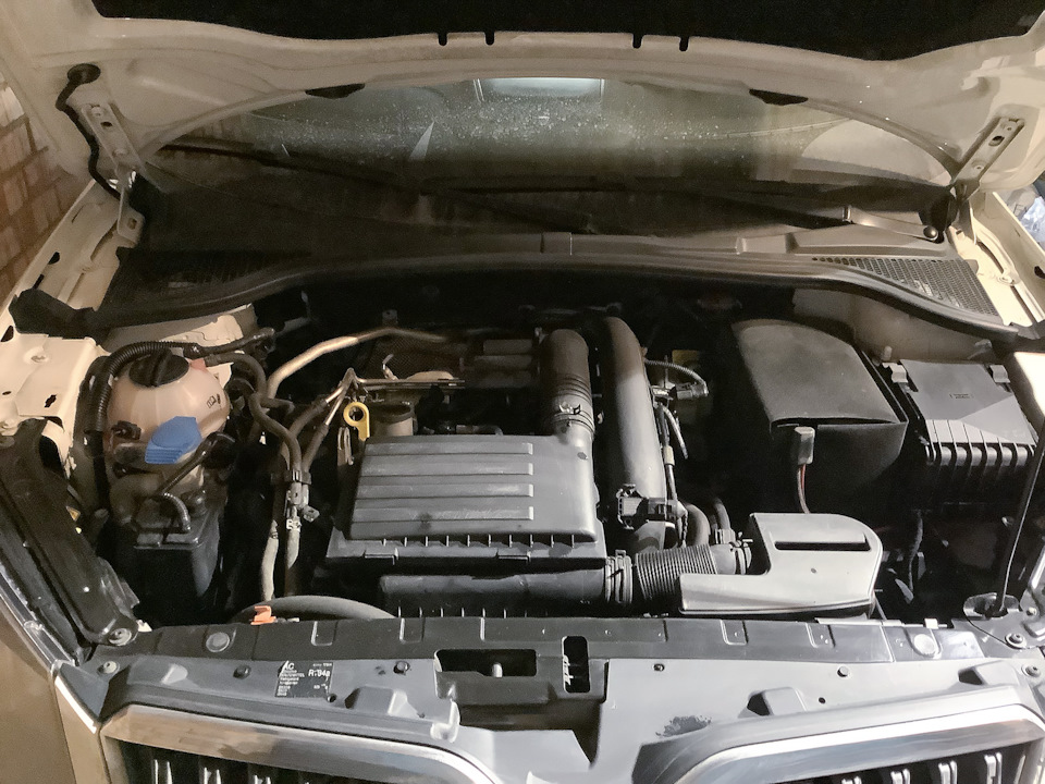 Мойка под капотом своими руками — Skoda Yeti, 1,4 л., 2016 года ...