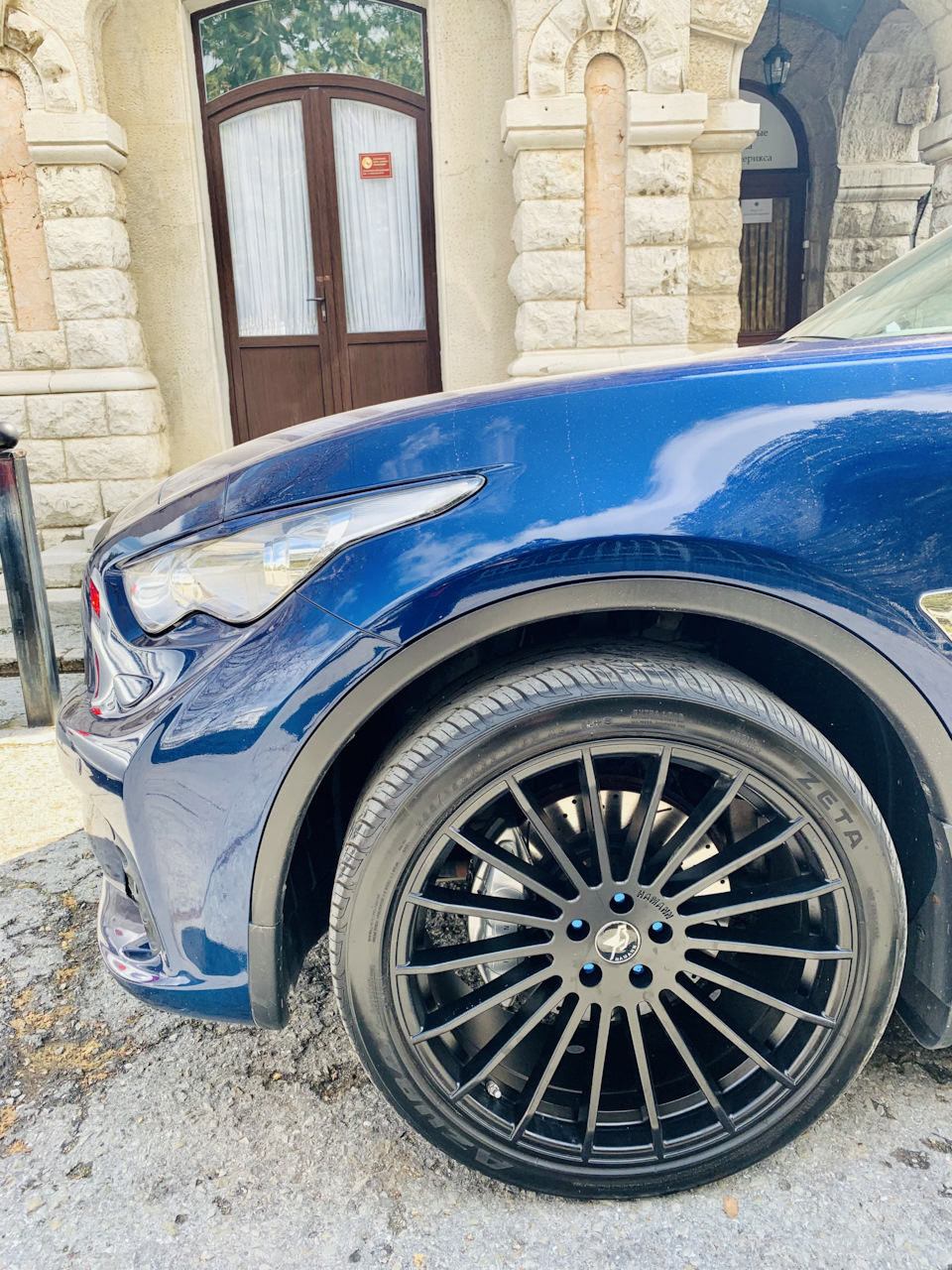 Фото в бортжурнале Infiniti FX (2G)