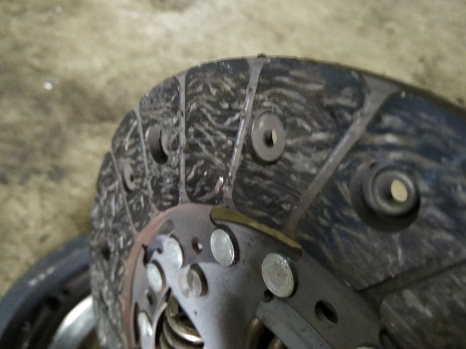 Пробуксовки сцепления — Volkswagen Golf Mk2, 1,6 л, 1985 года | поломка ...