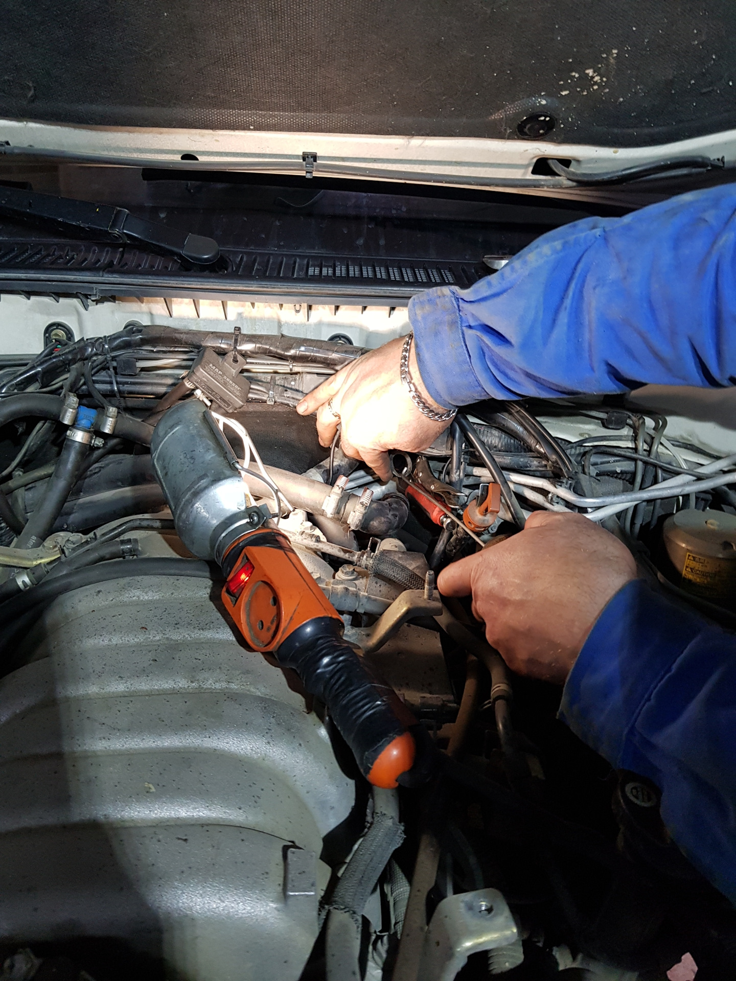 Тройник на печку… — Lexus LX (UZJ100), 4,7 л, 2000 года | поломка | DRIVE2