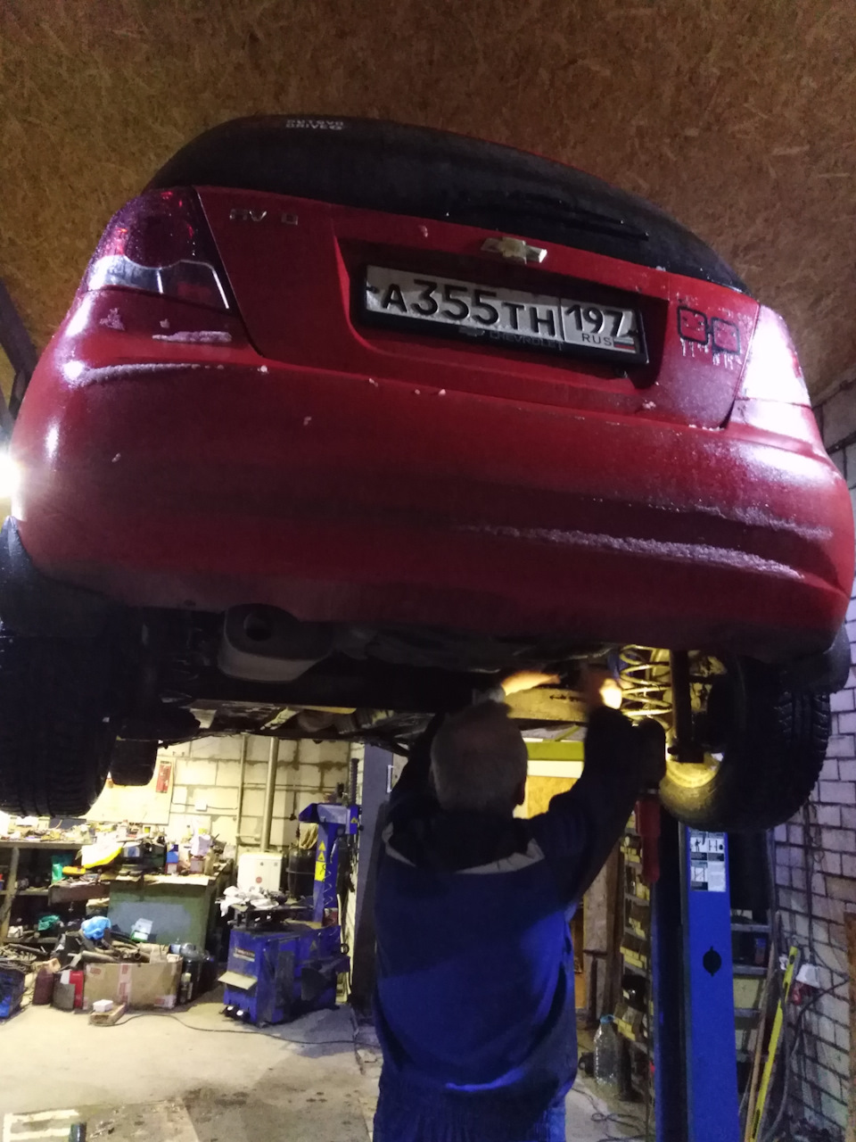Потек топливный фильтр — Chevrolet Aveo 5-door (1G), 1,4 л, 2008 года ...