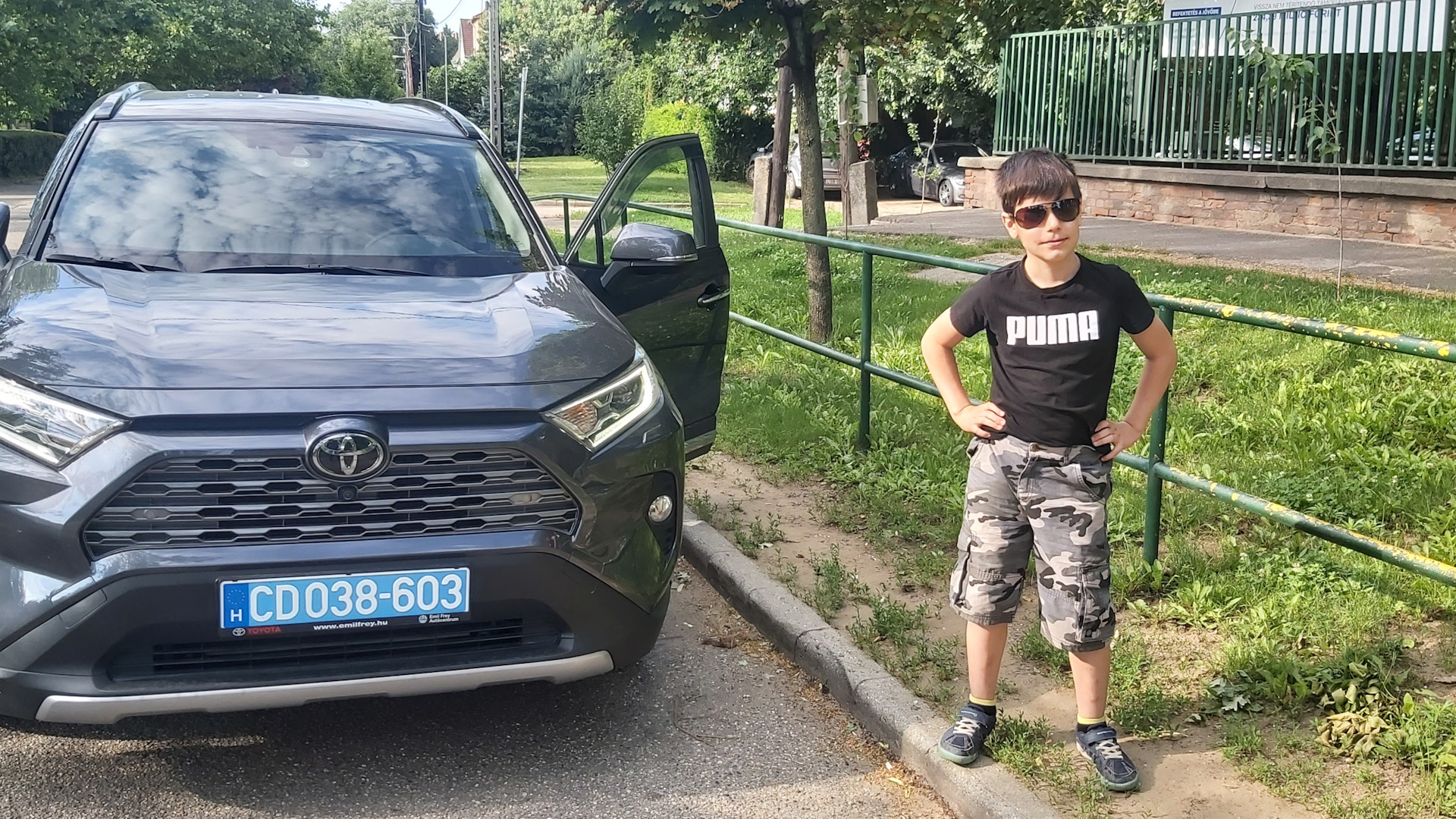 Toyota RAV4 (5G) 2.0 бензиновый 2019 | Не плохой автомобиль на DRIVE2