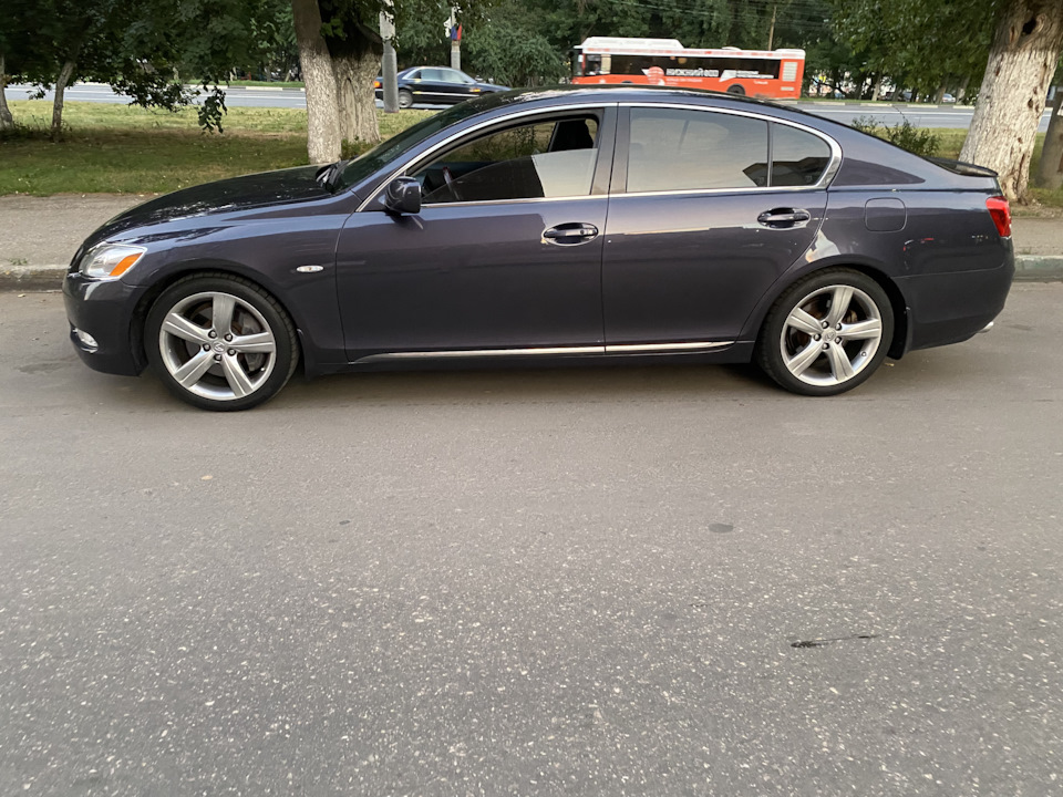 Фото в бортжурнале Lexus GS (S190)