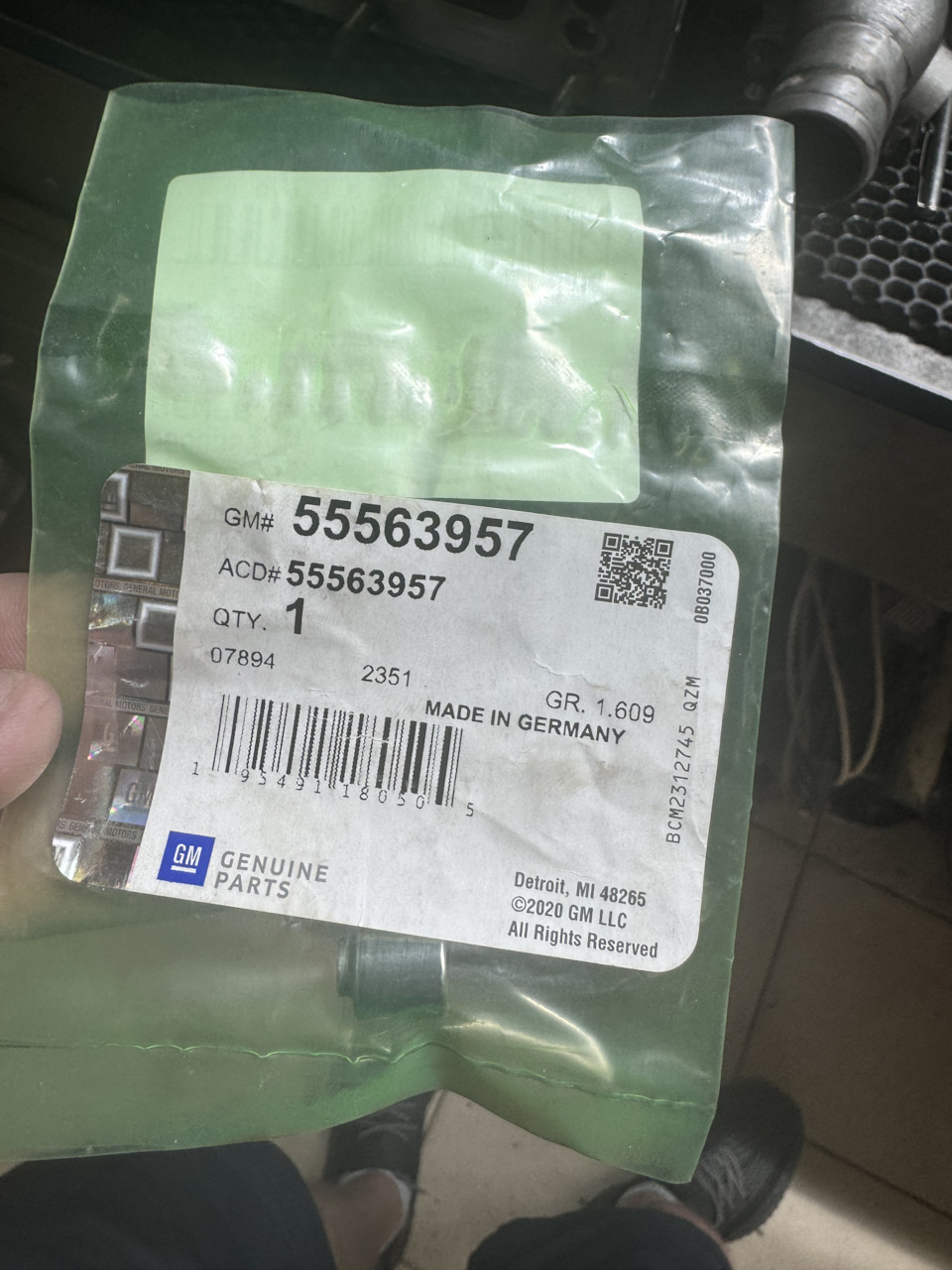 Фото в бортжурнале Chevrolet Cruze (1G). Запчасти на фото: 55563957, 193431