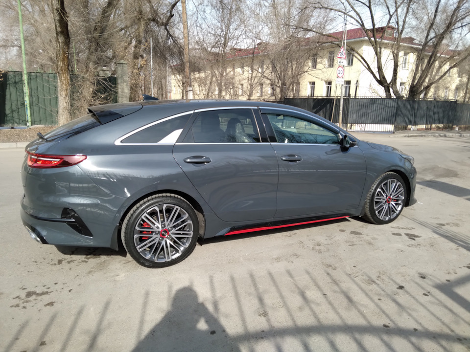 Kia proceed 2021