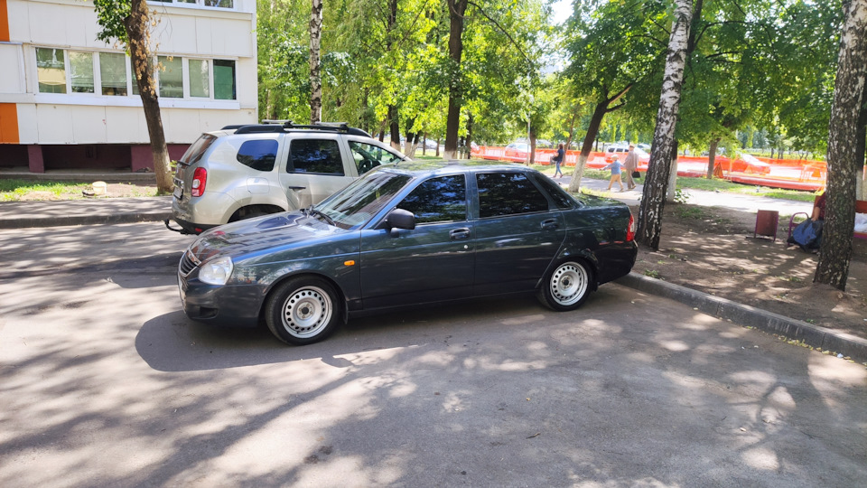 Lada Priora sedan