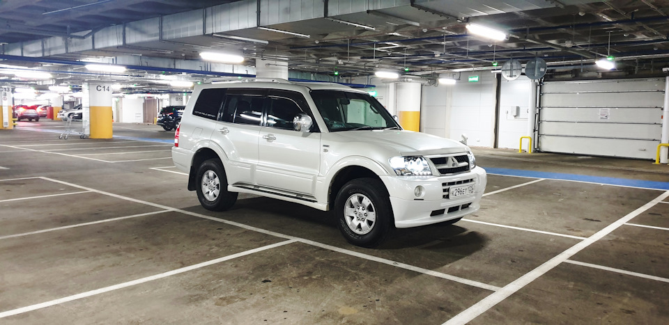 Фото в бортжурнале Mitsubishi Pajero (3G)
