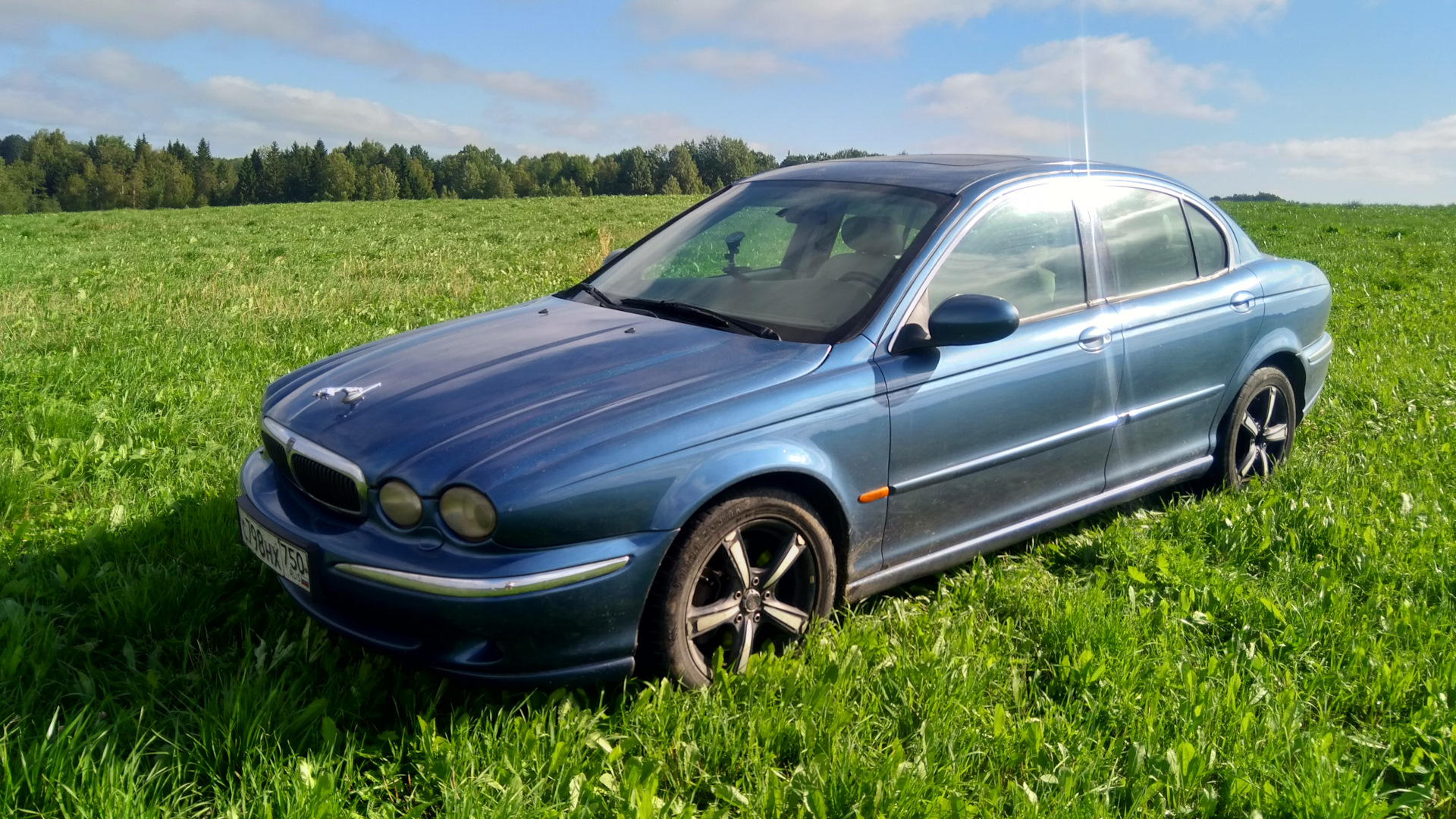 Продажа Jaguar X-Type 2002 (бензин, МКПП) — с историей обслуживания —  DRIVE2.RU