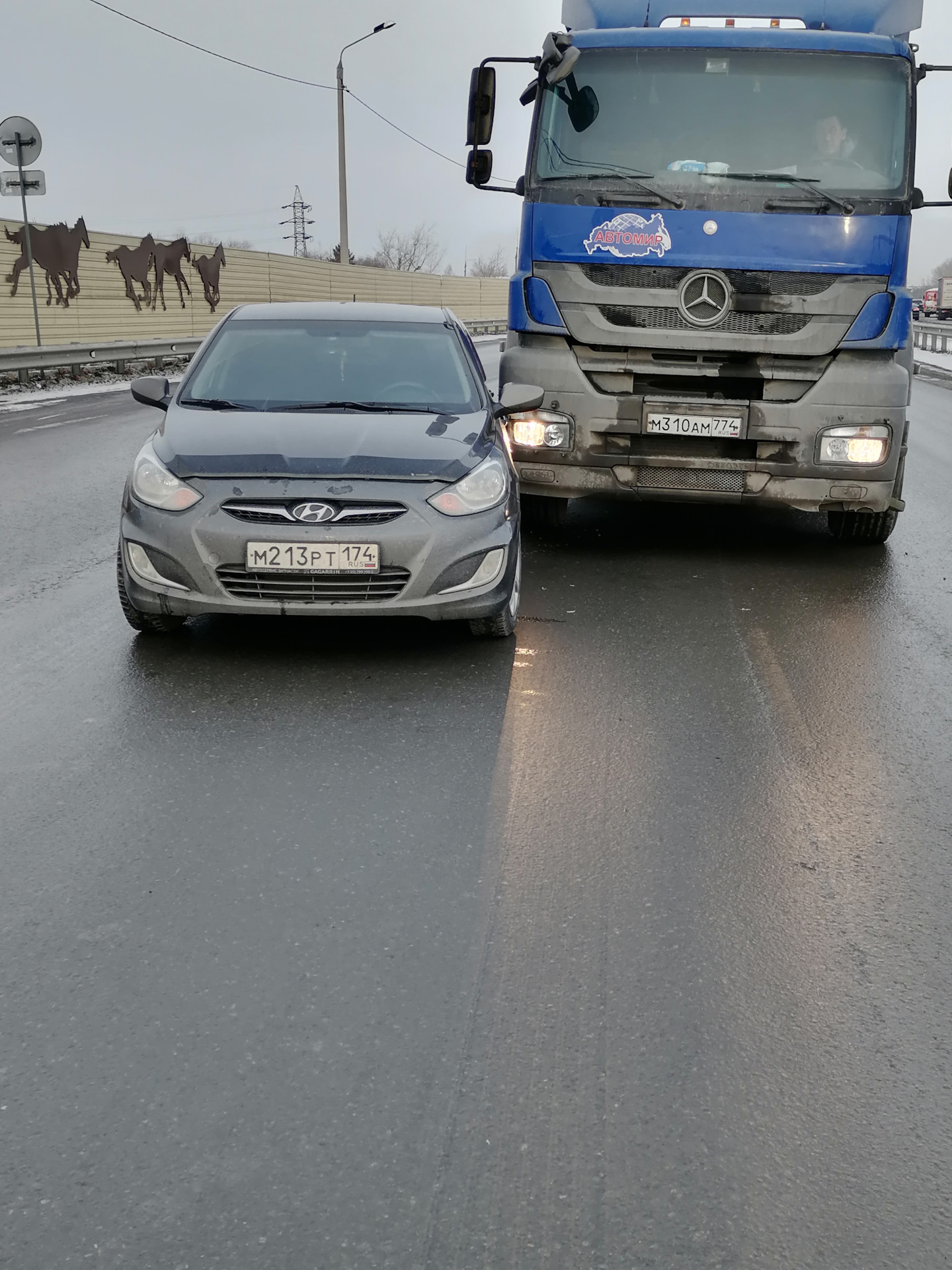 Грусть — Hyundai Solaris (1G), 1,6 л, 2012 года | ДТП | DRIVE2