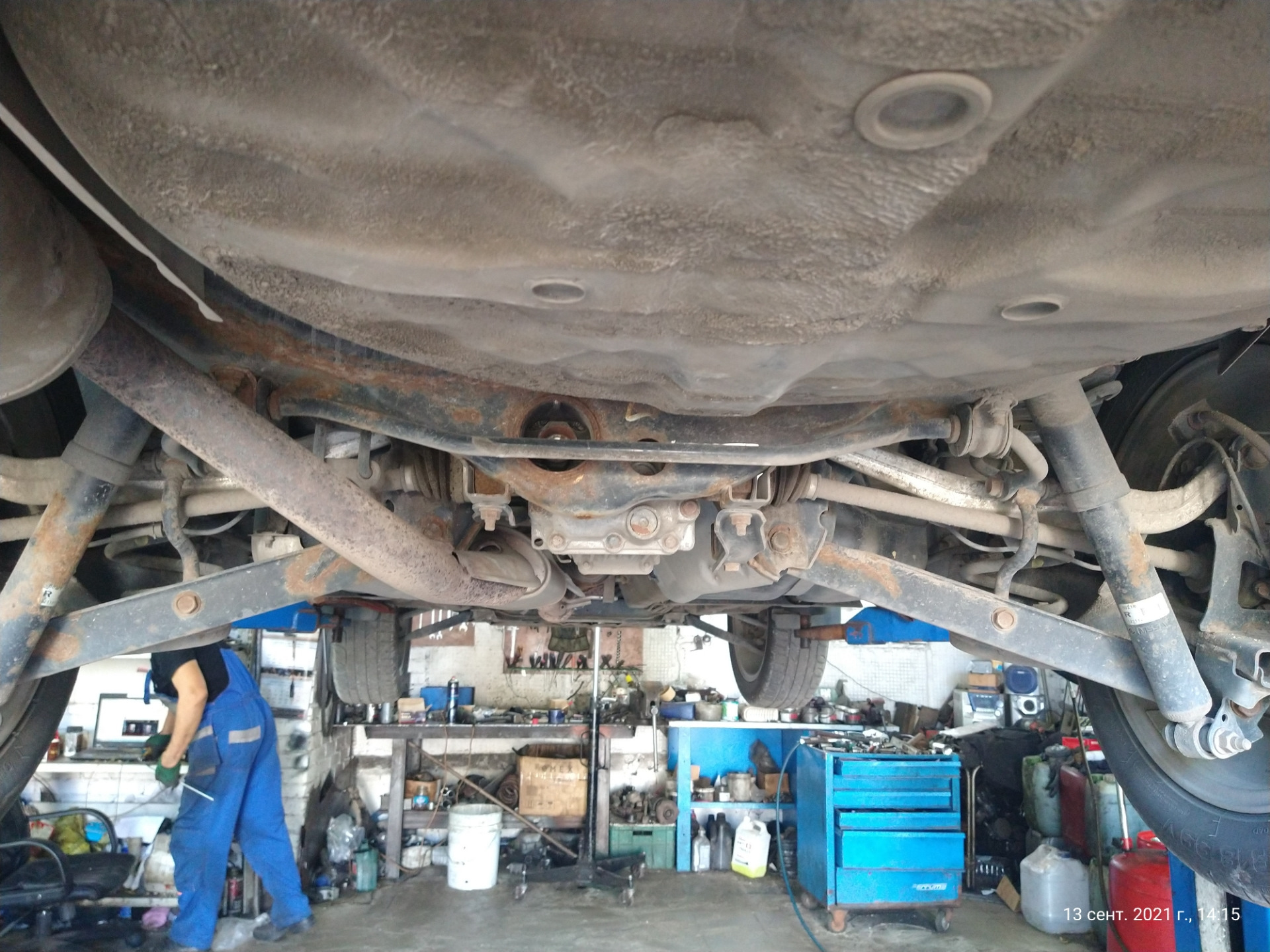 Прогорел фланец глушителя — Nissan X-Trail II (t31), 2 л, 2012 года ...