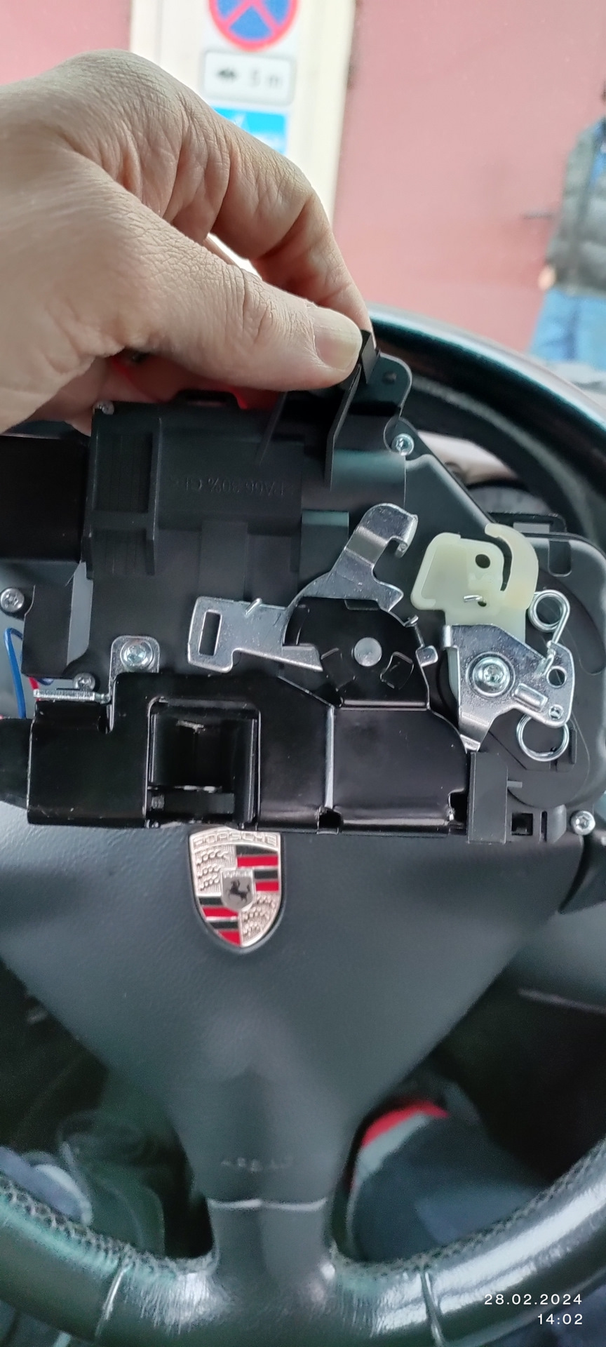 Замок двери — Порше 986 — Porsche Boxster (986), 2,7 л, 2002 года ...