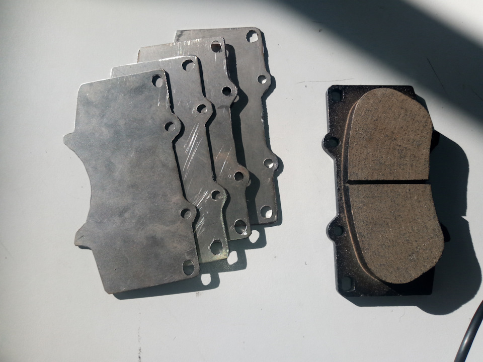 Титановые противоскрипные пластины. Доработки. — Toyota Land Cruiser ...