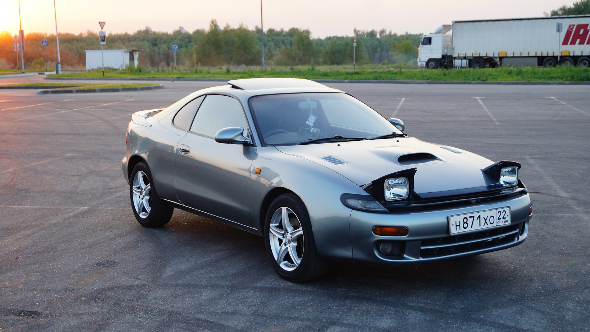 Toyota Celica задний привод Старая 86