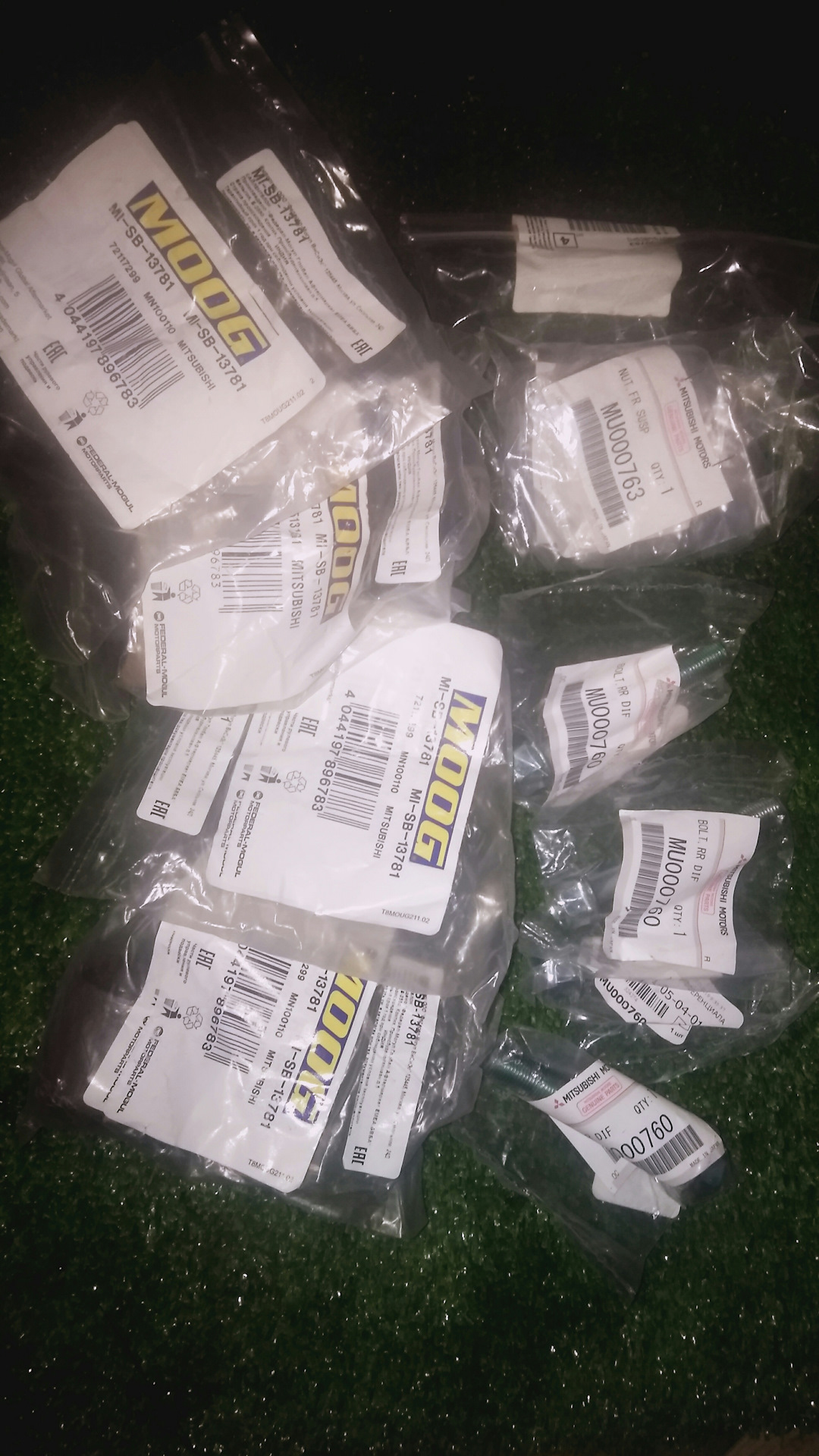 Замена сайлентов задних рычагов — Mitsubishi Lancer X, 2 л., 2007 года ...