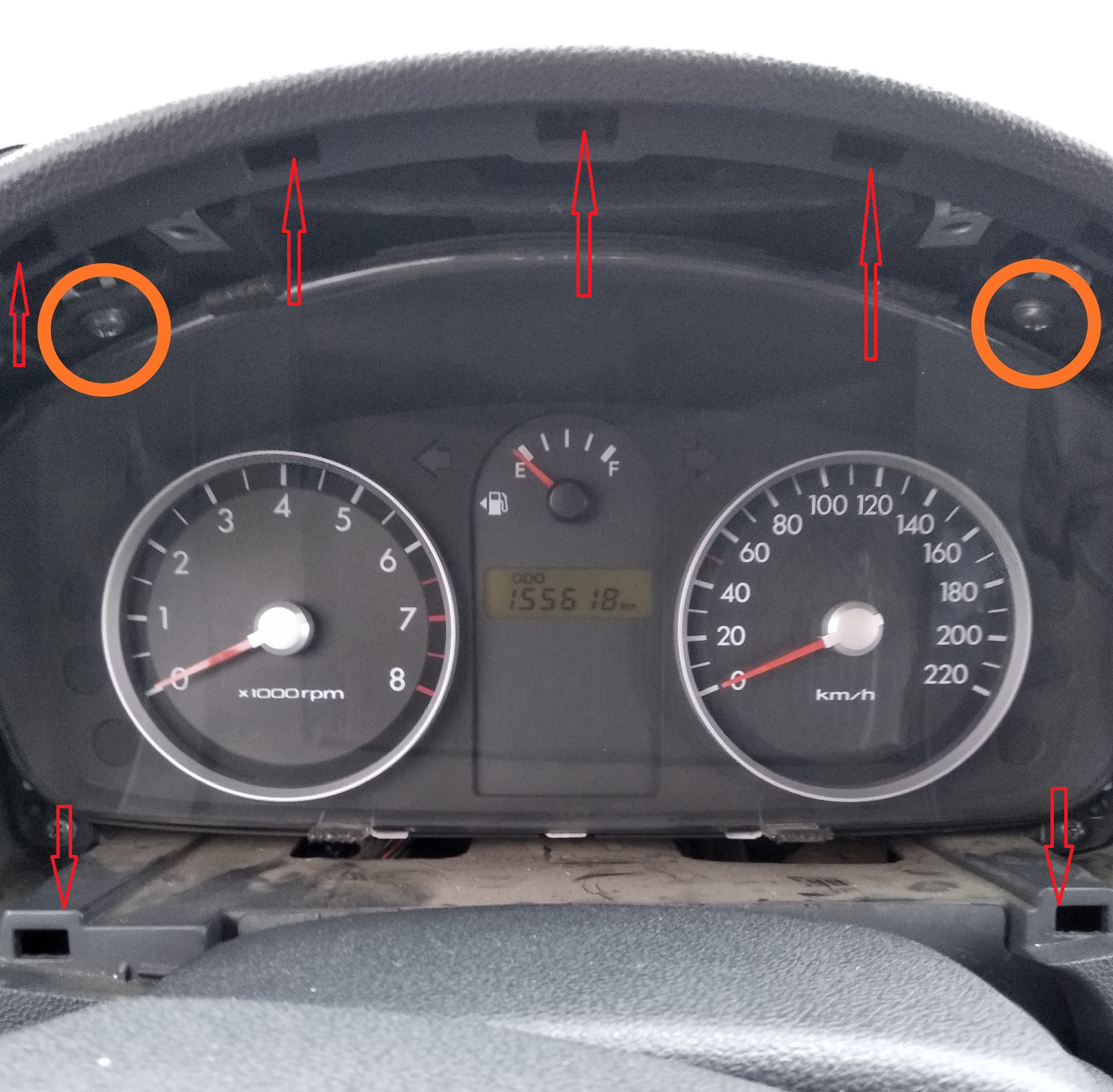 Как снять панель приборов гетц Замена ламп освещения на панели приборов. - Hyundai Getz, 1,4 л, 2008 года элект