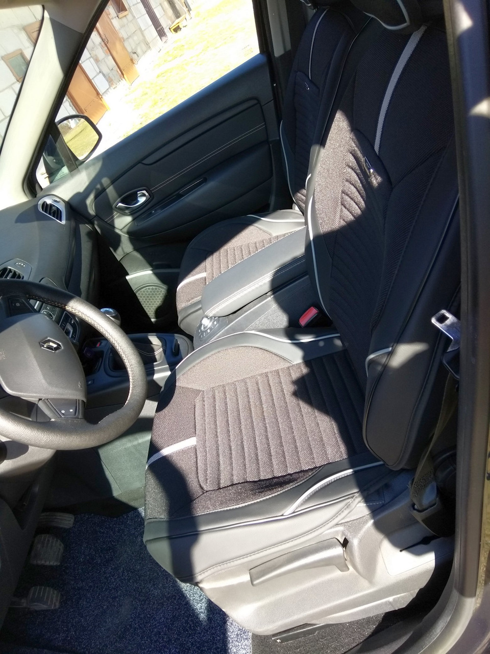 Накидки на сидения универсальные… — Renault Scenic III, 1,5 л, 2010 года |  аксессуары | DRIVE2