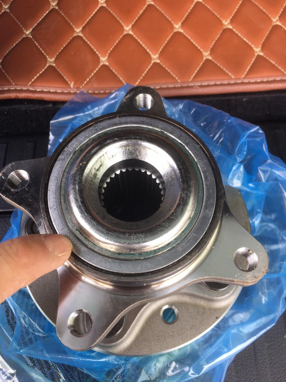 Ступица рендж ровер p38. Ступица рендж ровер. Ступица дискавери 3. Ступица рендж ровер. Ступица рендж ровер.