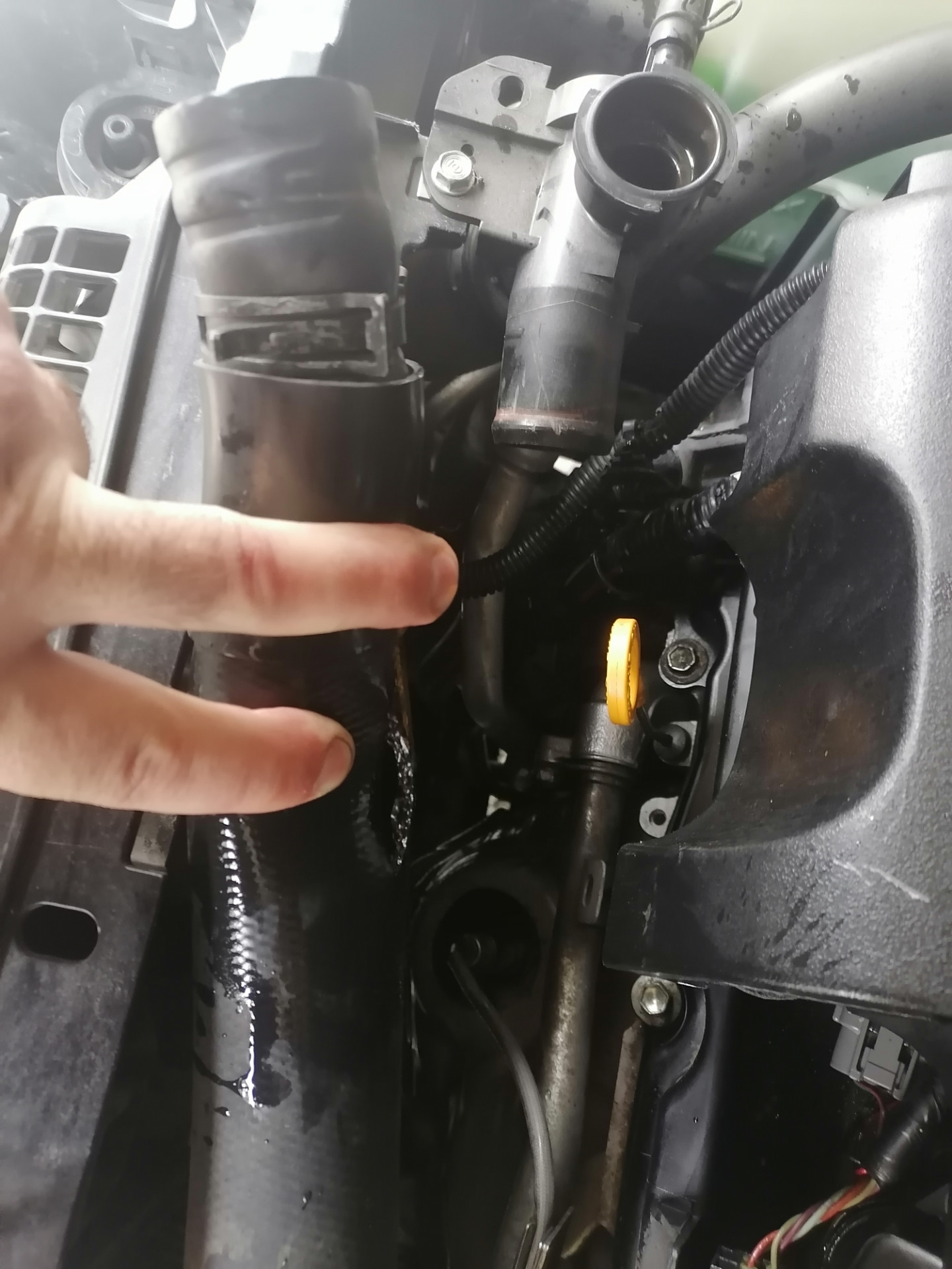 Самоделка верхнии патрубок радиатора — Nissan Teana (J32), 3,5 л, 2010 ...