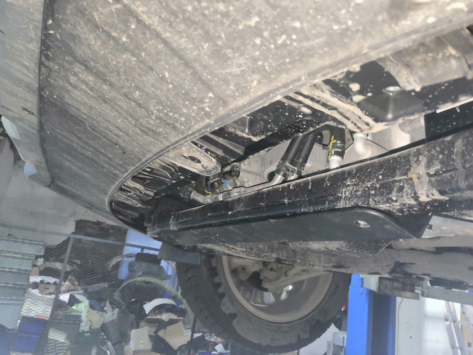Gac gs8 фильтр топливный где находится Шериф разочаровывает - GAC GS8 (1G), 2 л, 2020 года аксессуары DRIVE2