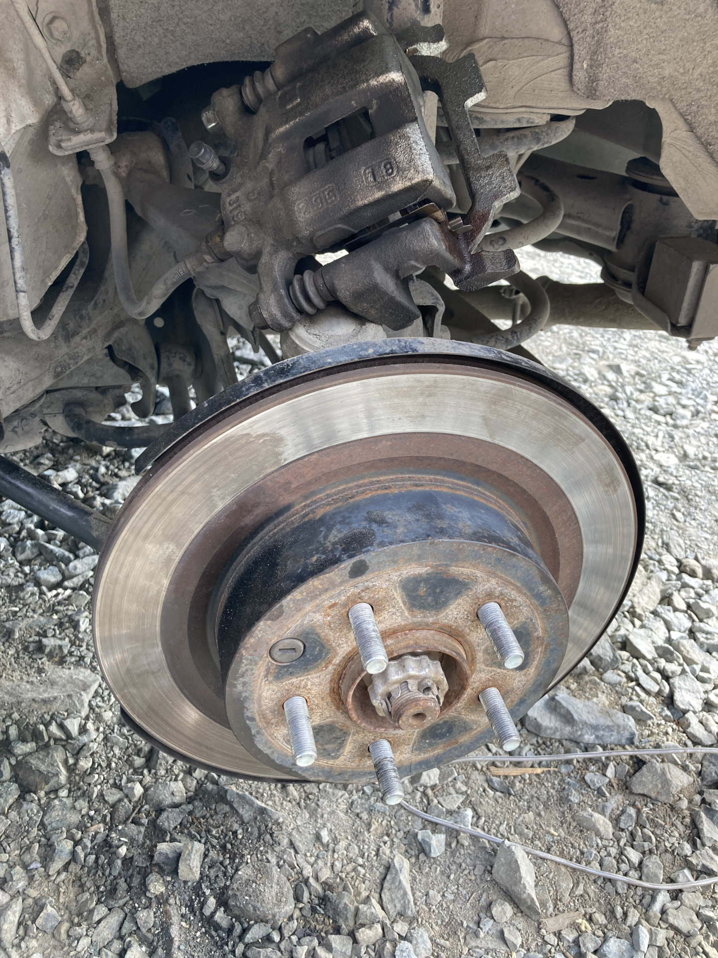 Диски тормозные замена — Infiniti G37, 3,7 л, 2012 года | колёсные ...