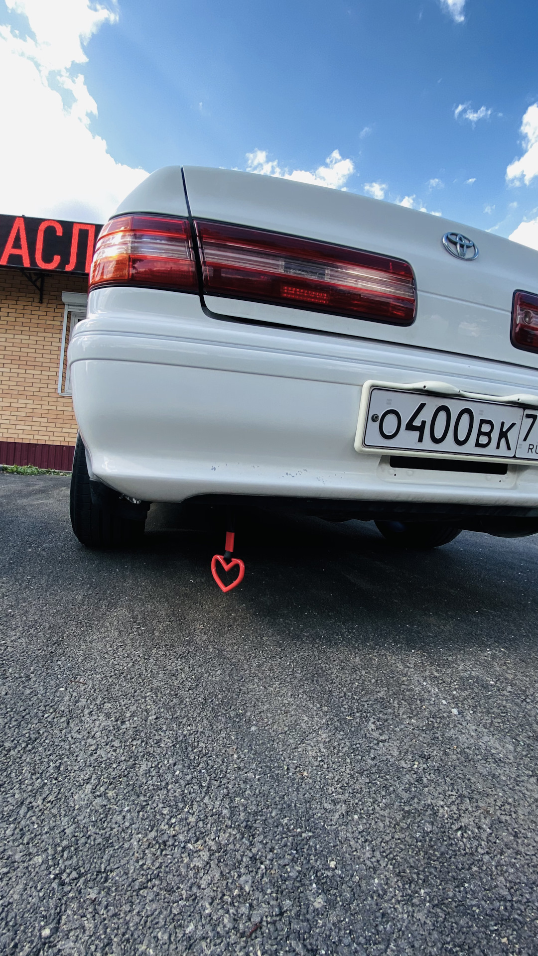 Значок на решетке и решетка радиатора, цурикава — Toyota Mark II (100 ...