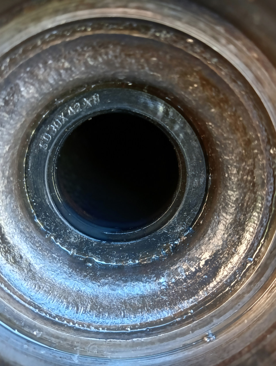 Замена Сальников полуосей и подшипников — Daihatsu Hijet (S65), 0,8 л ...