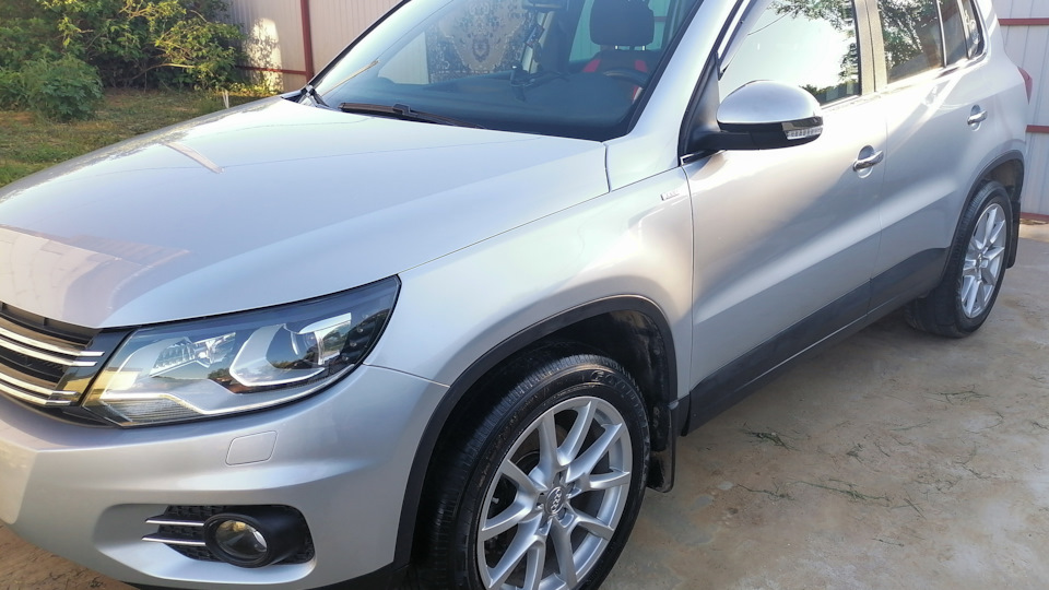 AUTO HOLD! — Volkswagen Tiguan (1G), 2 л., 2014 года электроника DRIVE2