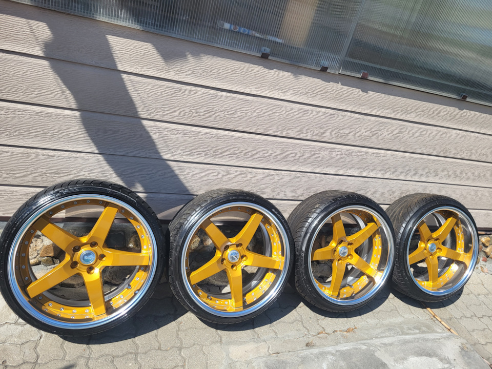 Фото в бортжурнале Toyota Crown Hybrid