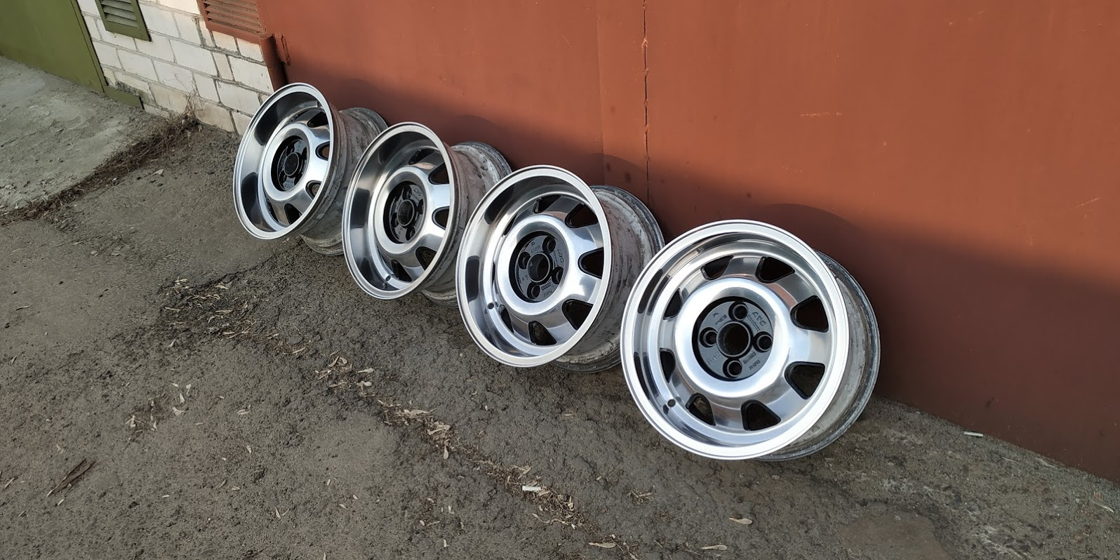 диски r14 4x100 с полкой