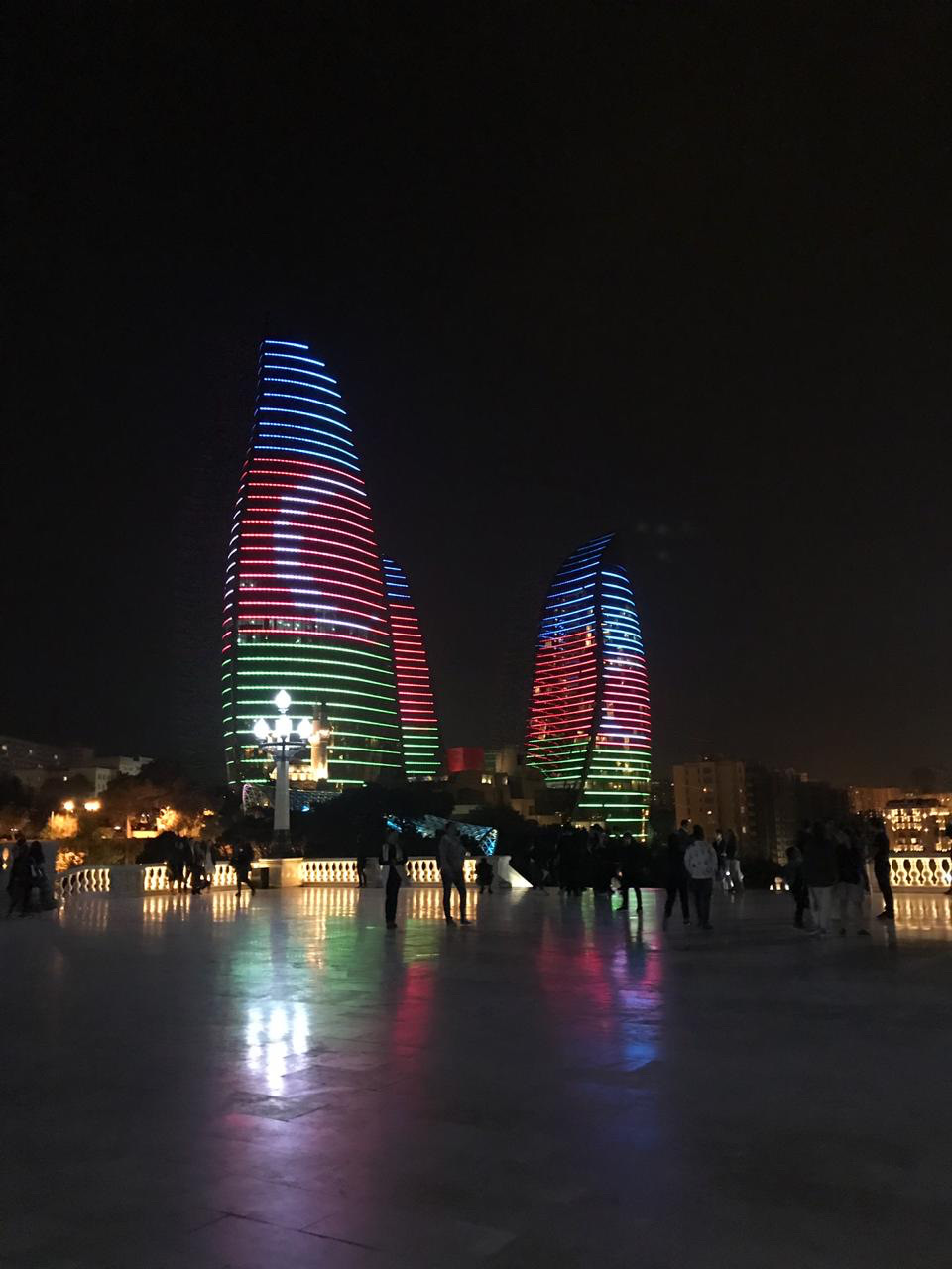 Время в азербайджане в баку. Баку столица Азербайджана. Баку 2022 город. Три башни в Баку. Грузия Баку.