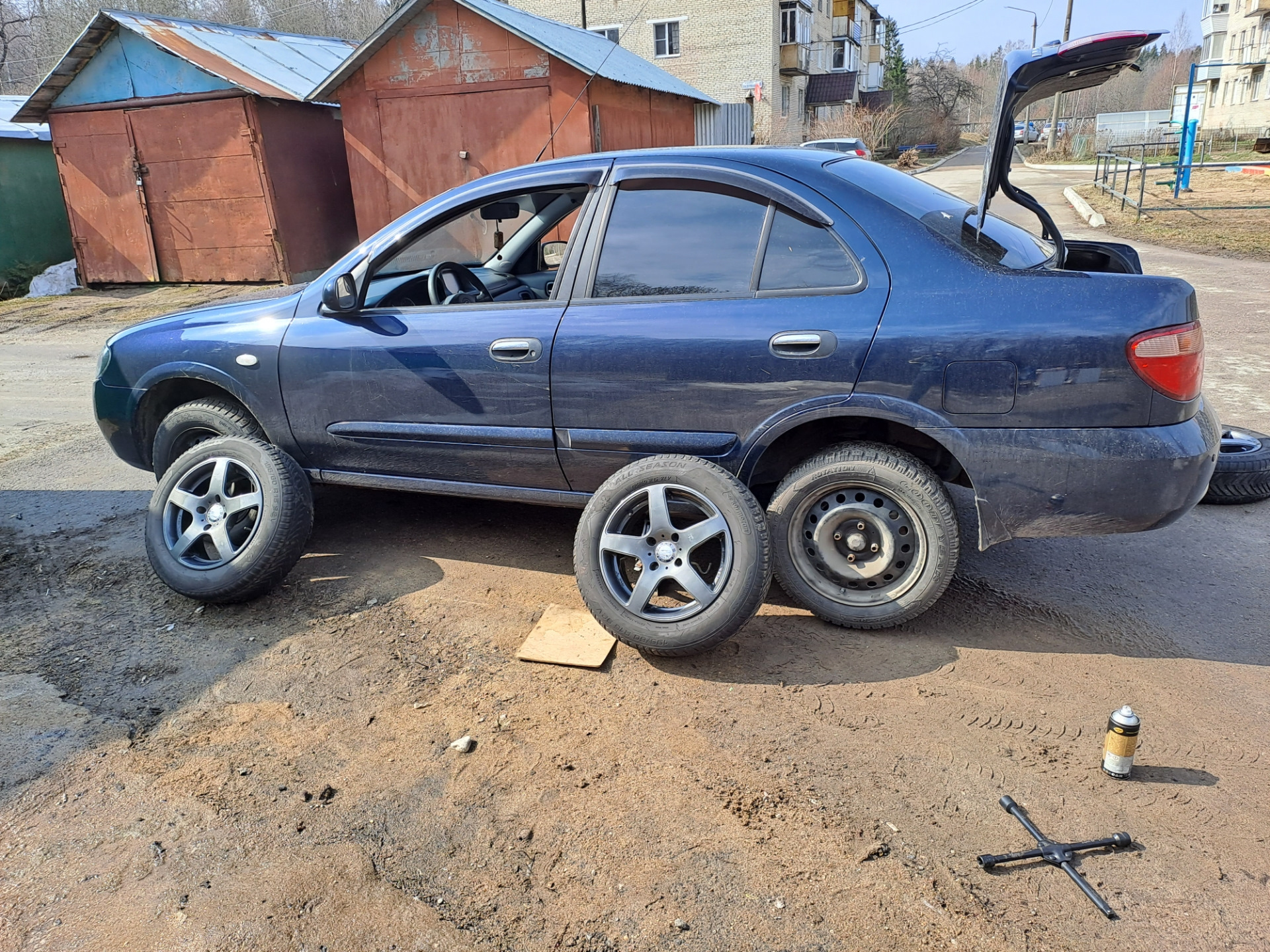 Переобувка — Nissan Almera II (N16), 1,8 л, 2006 года | колёсные диски ...