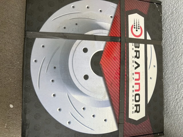 Тормозные диски задние на BMW X6 (G06), BMW X5 (G05), BMW X7 (G07 ...