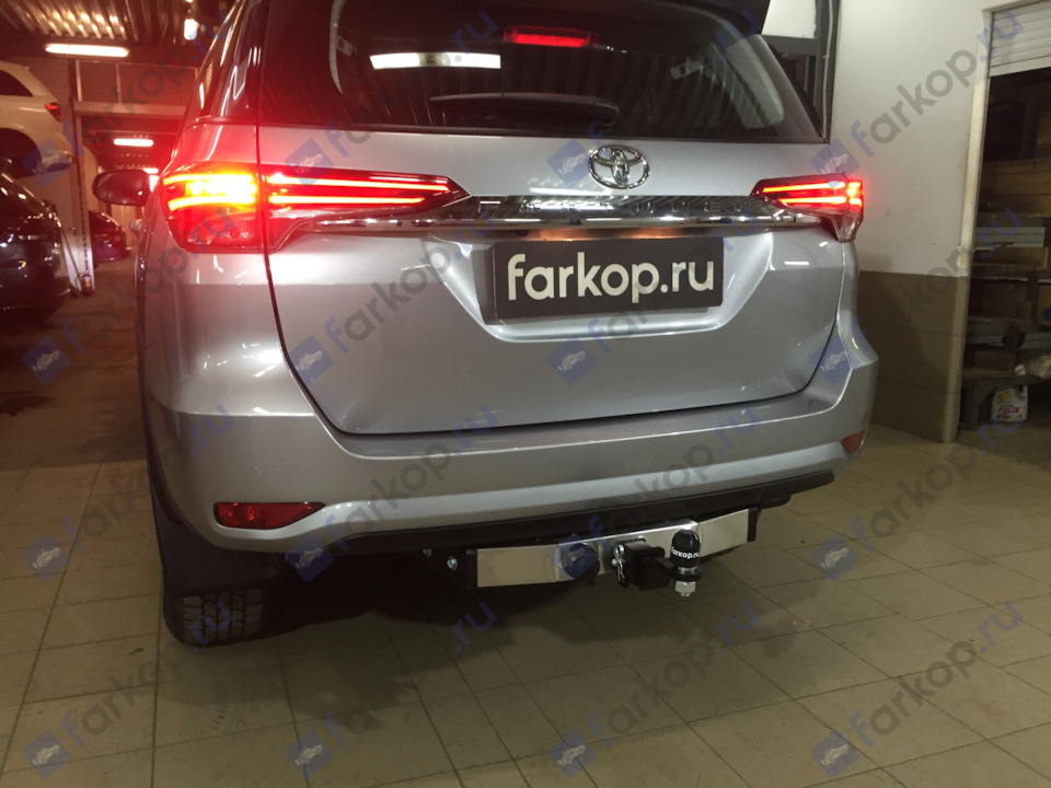 Фаркоп под квадрат для Toyota Fortuner — Farkop.ru на DRIVE2