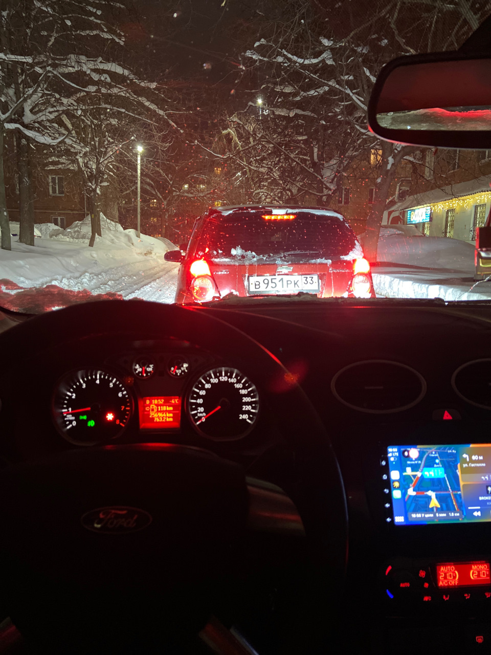 Установка магнитолы, вибрация при наборе скорости — Ford Focus II ...