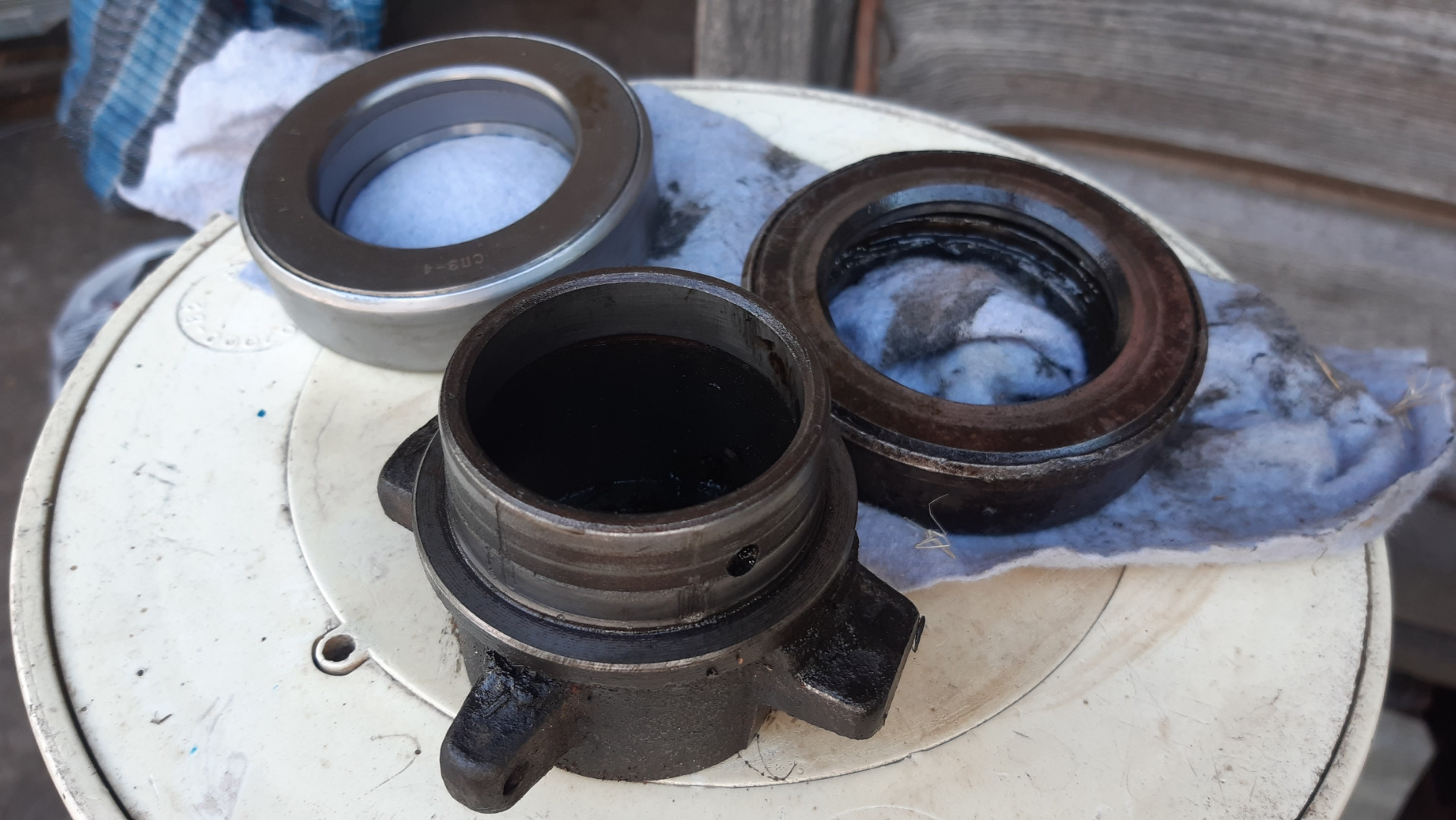 Замена выжимного подшипника — УАЗ 469, 2,4 л, 1984 года | запчасти | DRIVE2