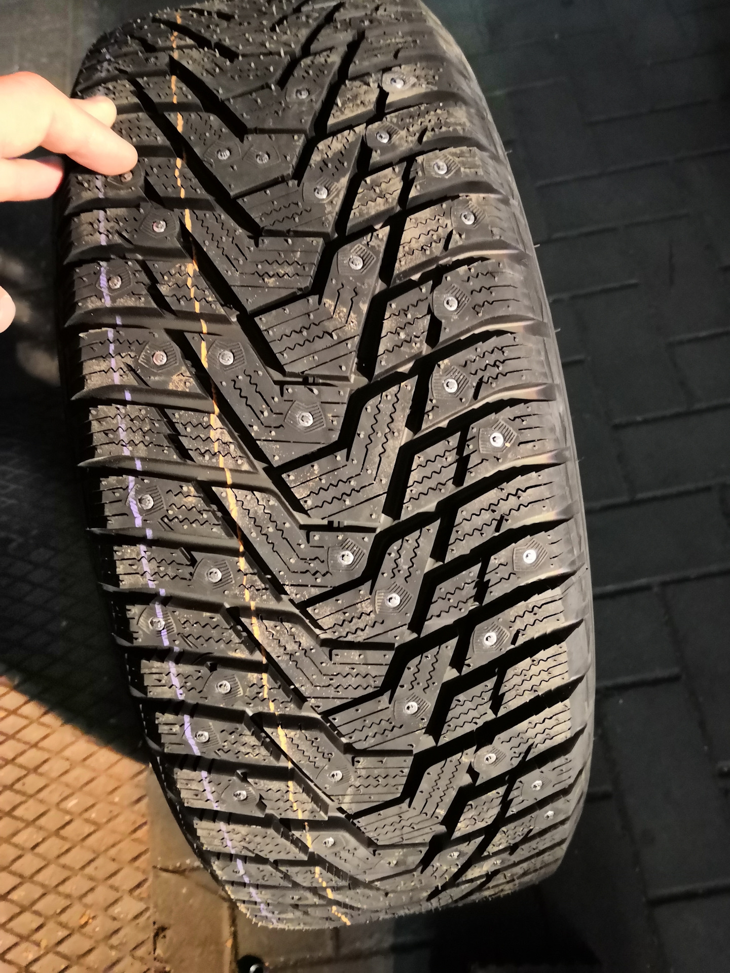 Hankook winter. Hankook Winter i Pike rs2. Hankook Winter i*Pike rs2 w429. Winter i*Pike rs2 w429. Hankook w429 i Pike rs2.