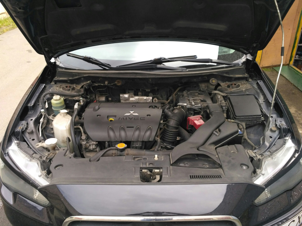 Чистка датчика ДМРВ (MAF) — Mitsubishi Lancer Sportback, 1,8 л, 2010 ...