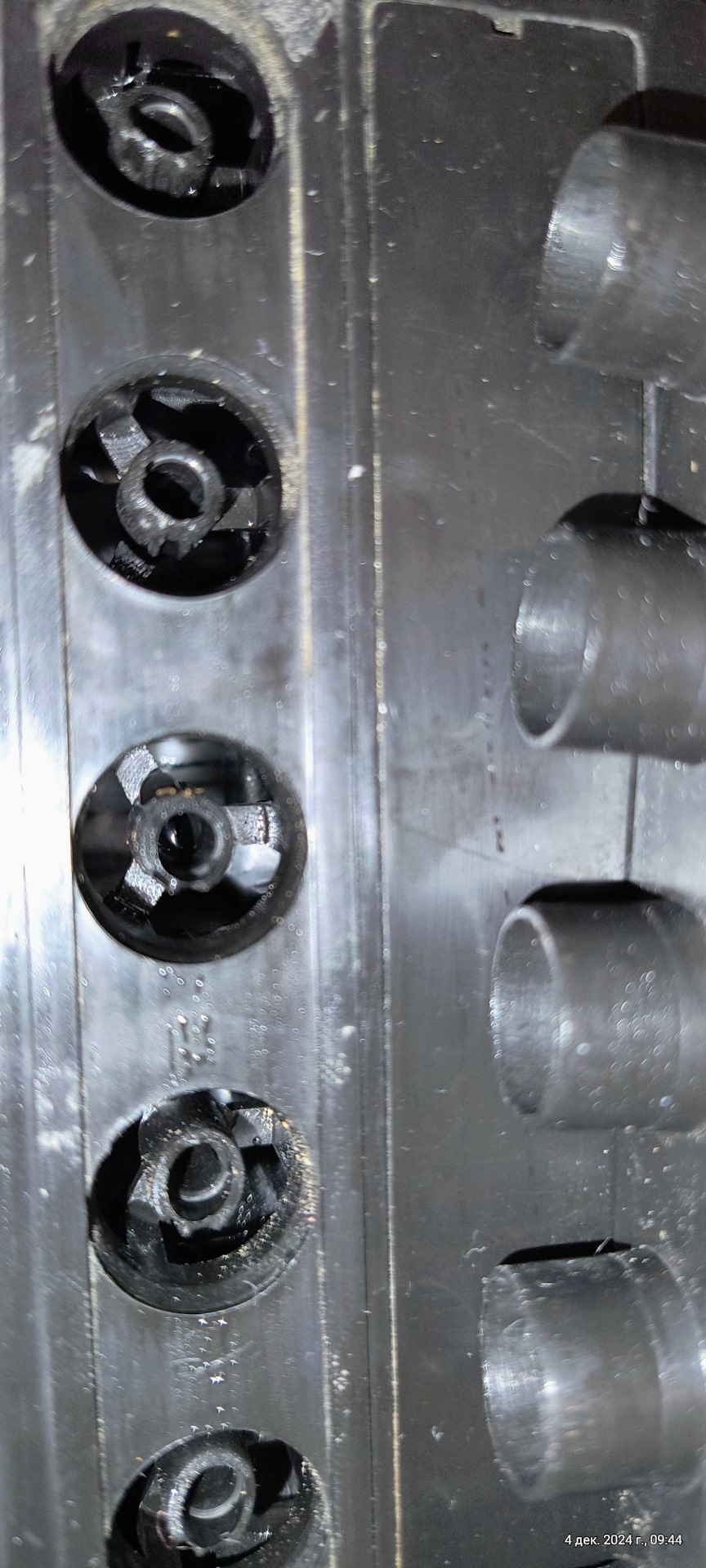 Малый акб с залитыми банками — Mercedes-Benz E-Class Estate (S211)