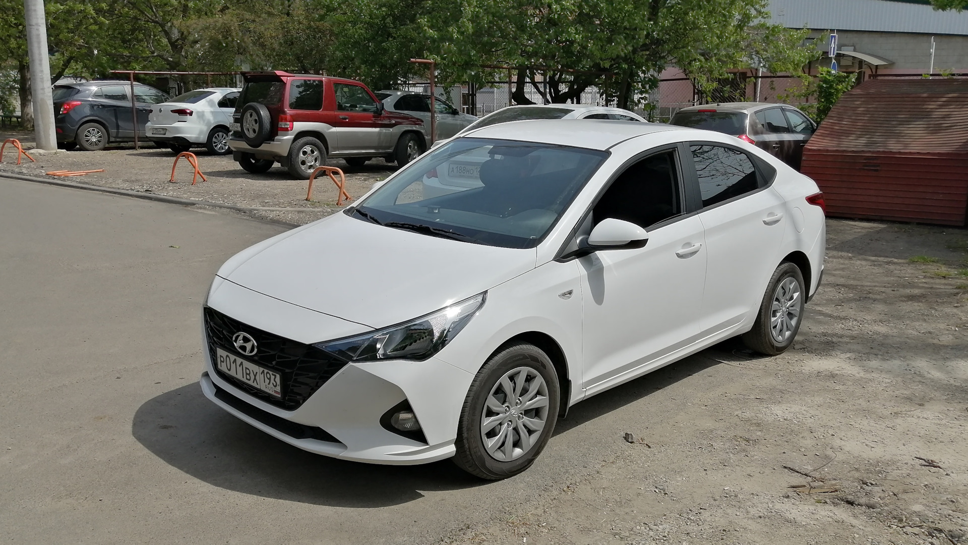 Hyundai Solaris (2G) 1.6 бензиновый 2021 | 