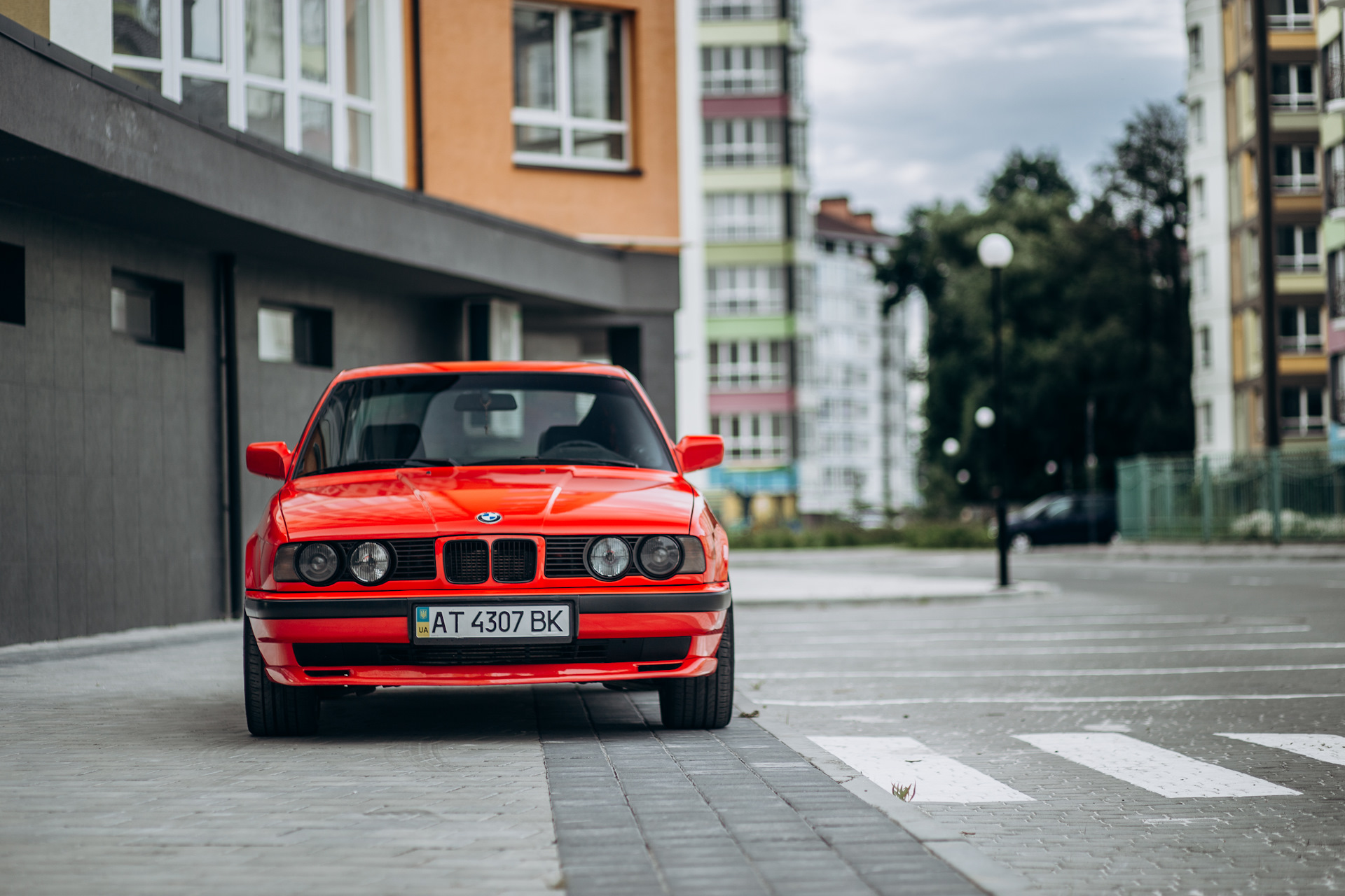 Е34 красная. BMW e34 красная. BMW 5 e34 Red. BMW m5 e34 Red. БМВ 34 красный.